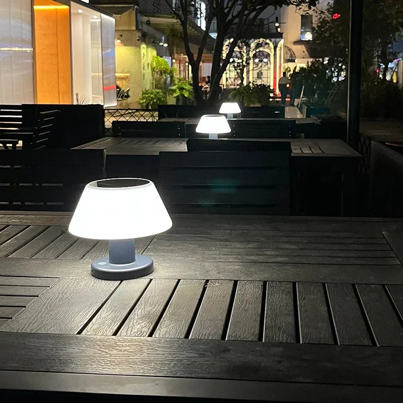 LumeSolar™  Tischlampe mit Solarfunktion