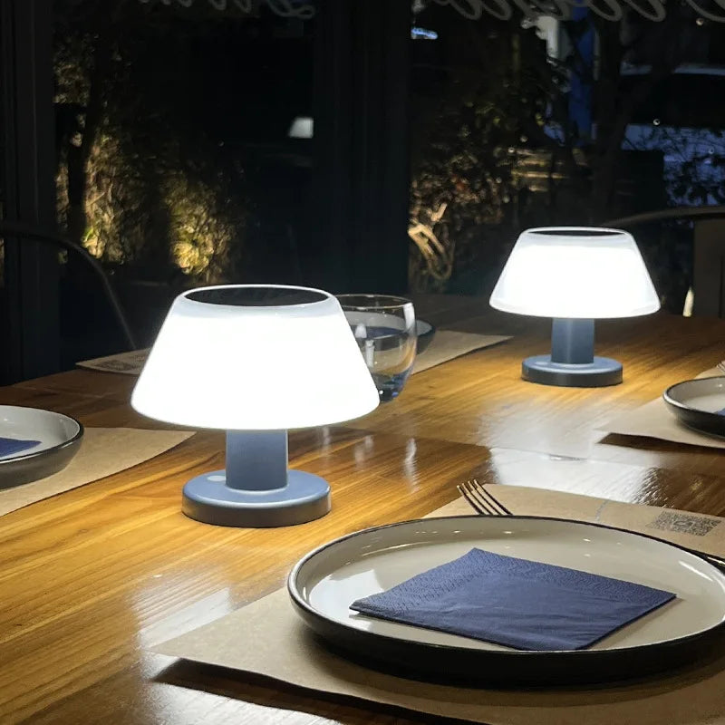 LumeSolar™  Tischlampe mit Solarfunktion
